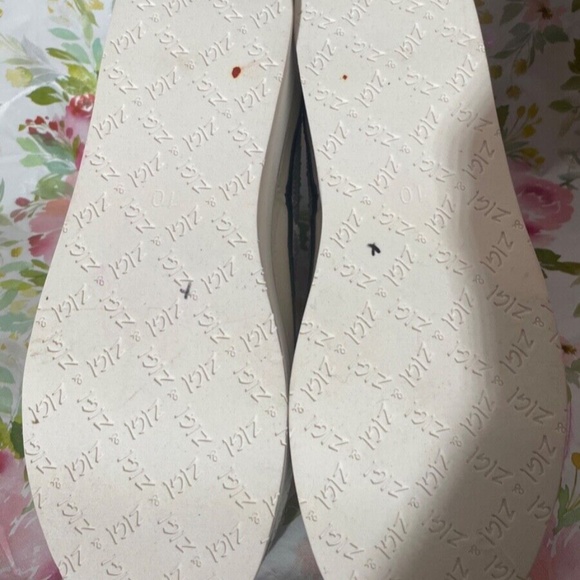 Zigi Carmensa Embellished High Top Platform Sneakers-A608 - Picture 6 of 6